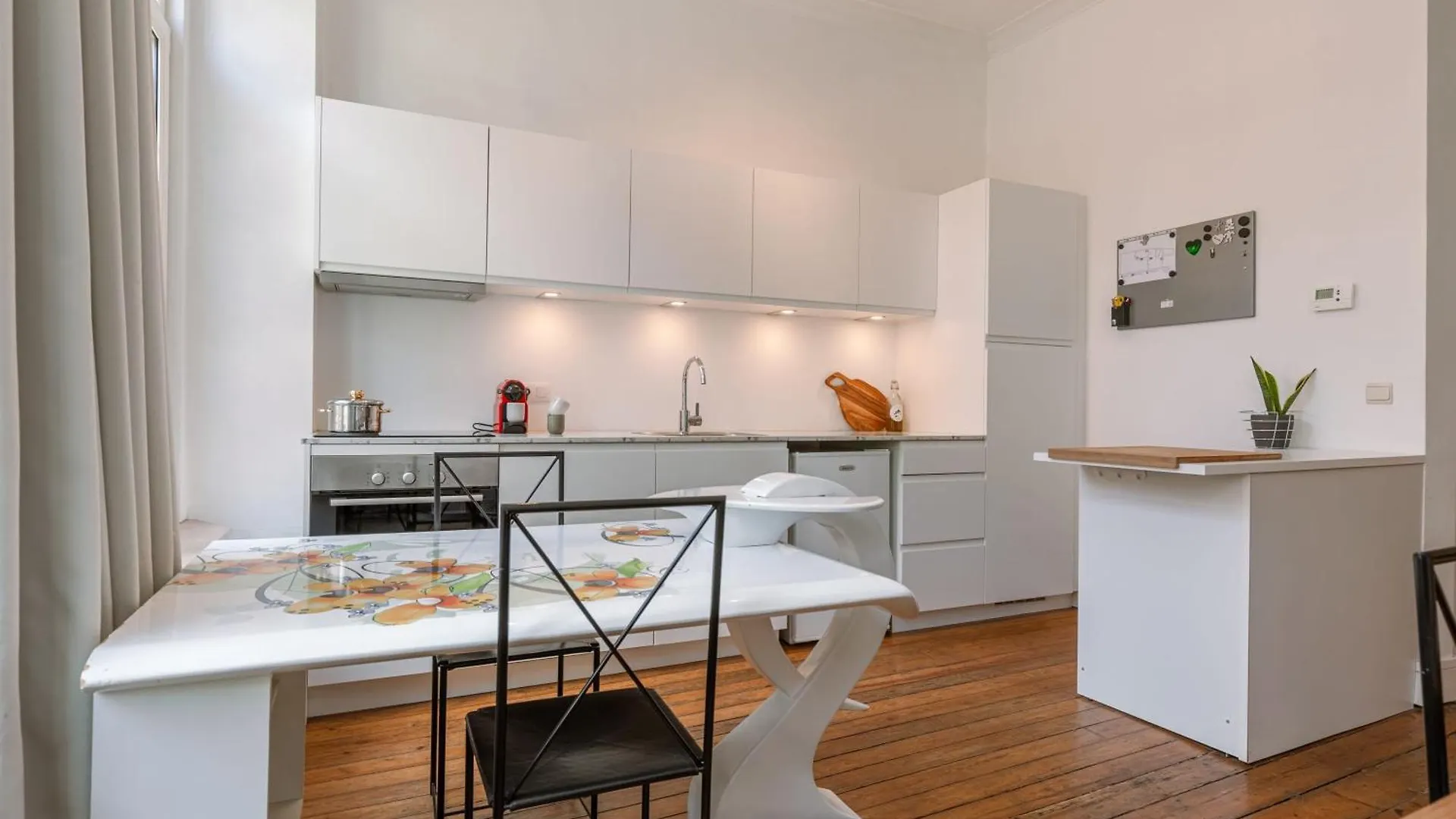 Spacious Apartment In The Heart Of Antwerp