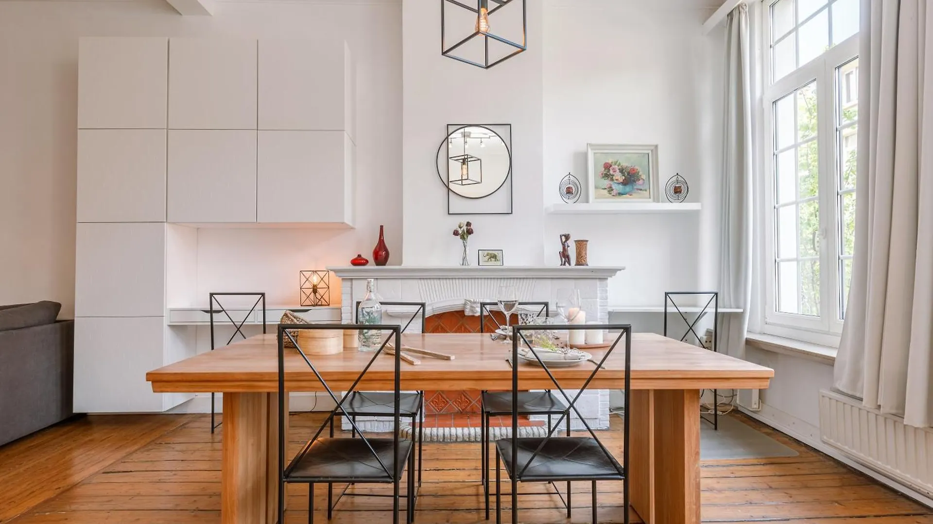Spacious Apartment In The Heart Of Antwerp