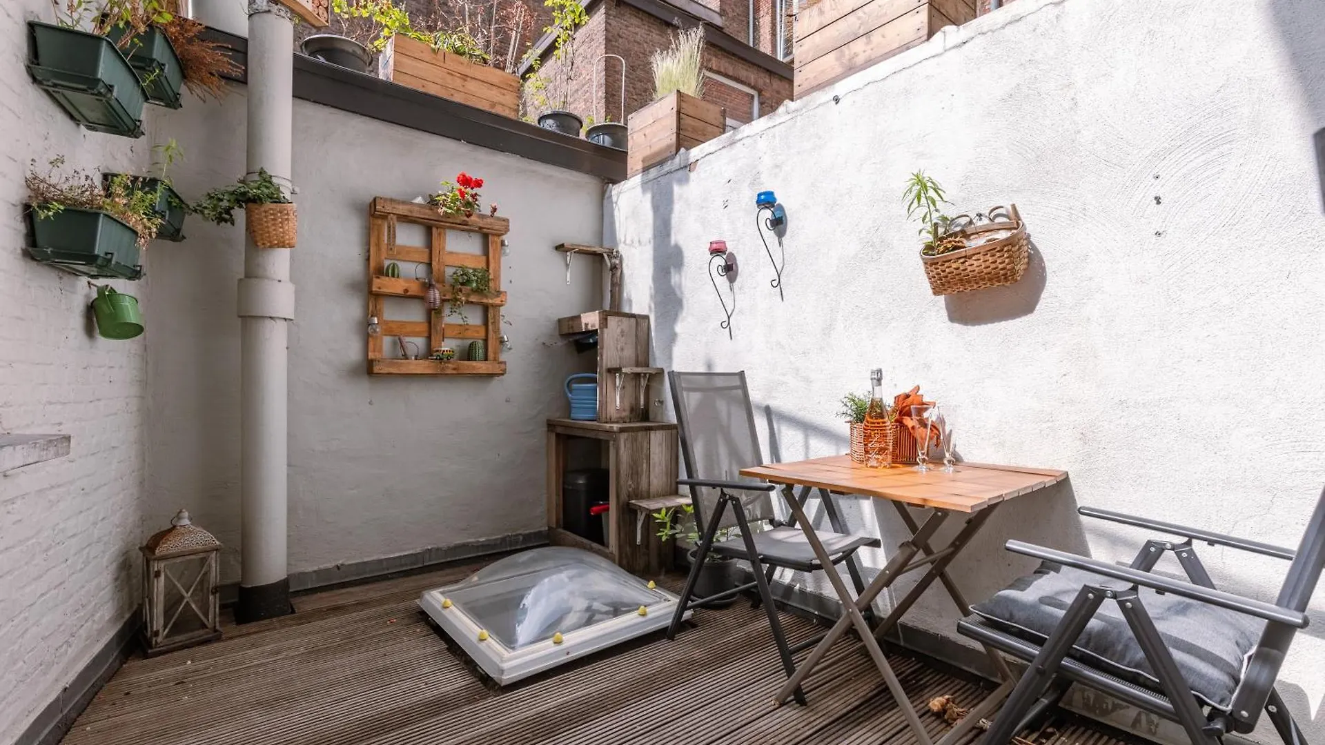 Spacious Apartment In The Heart Of Antwerp Belgium